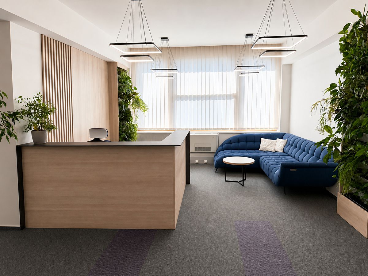Pronájem kanceláře 596 m² – fotografie 2
