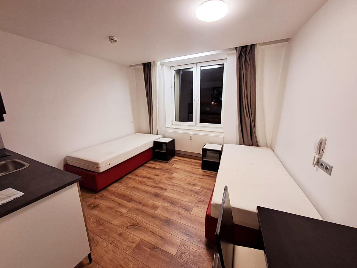Pronájem bytu 1+kk 23 m² – fotografie 2
