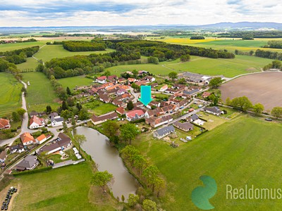 Комерційне приміщення на продаж, 1 075 м² (2 з 22)