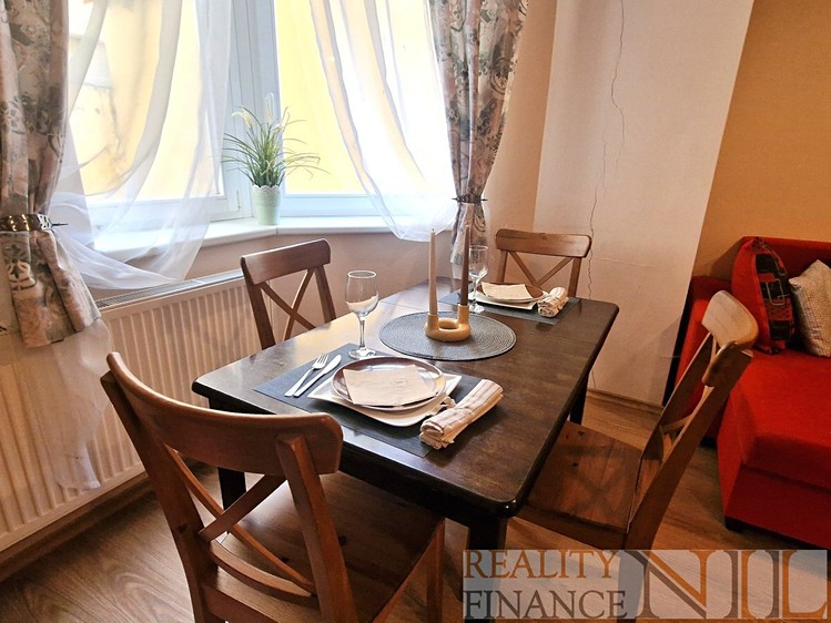 Pronájem bytu 2+kk, 74 m² (2 z 20)