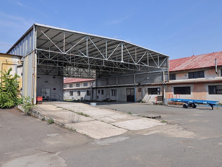 Комерційне приміщення на продаж, 11 945 м² (50 з 68)