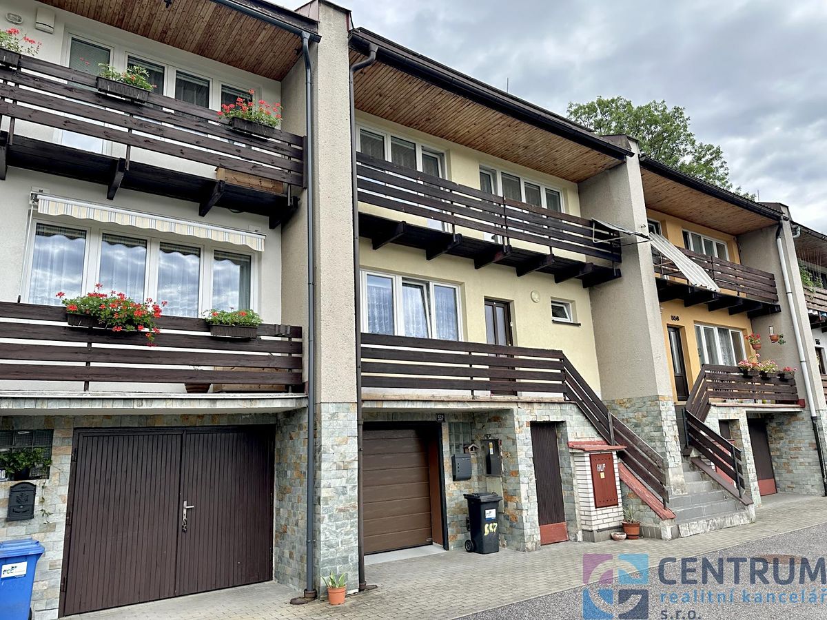 Prodej rodinného domu 210 m², pozemek 80 m² – fotografie 3