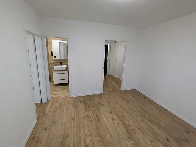 Pronájem bytu 2+kk 33 m², Litvínov – náhled fotky 2