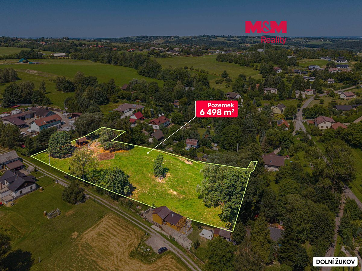 Prodej stavebního pozemku 6498 m²