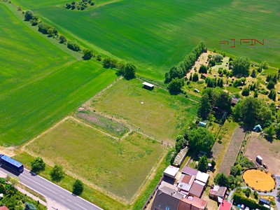 Prodej  stavebního pozemku 1 310 m²