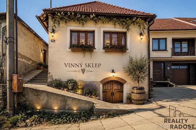 Prodej rodinného domu 80 m², pozemek 240 m² – fotografie 2