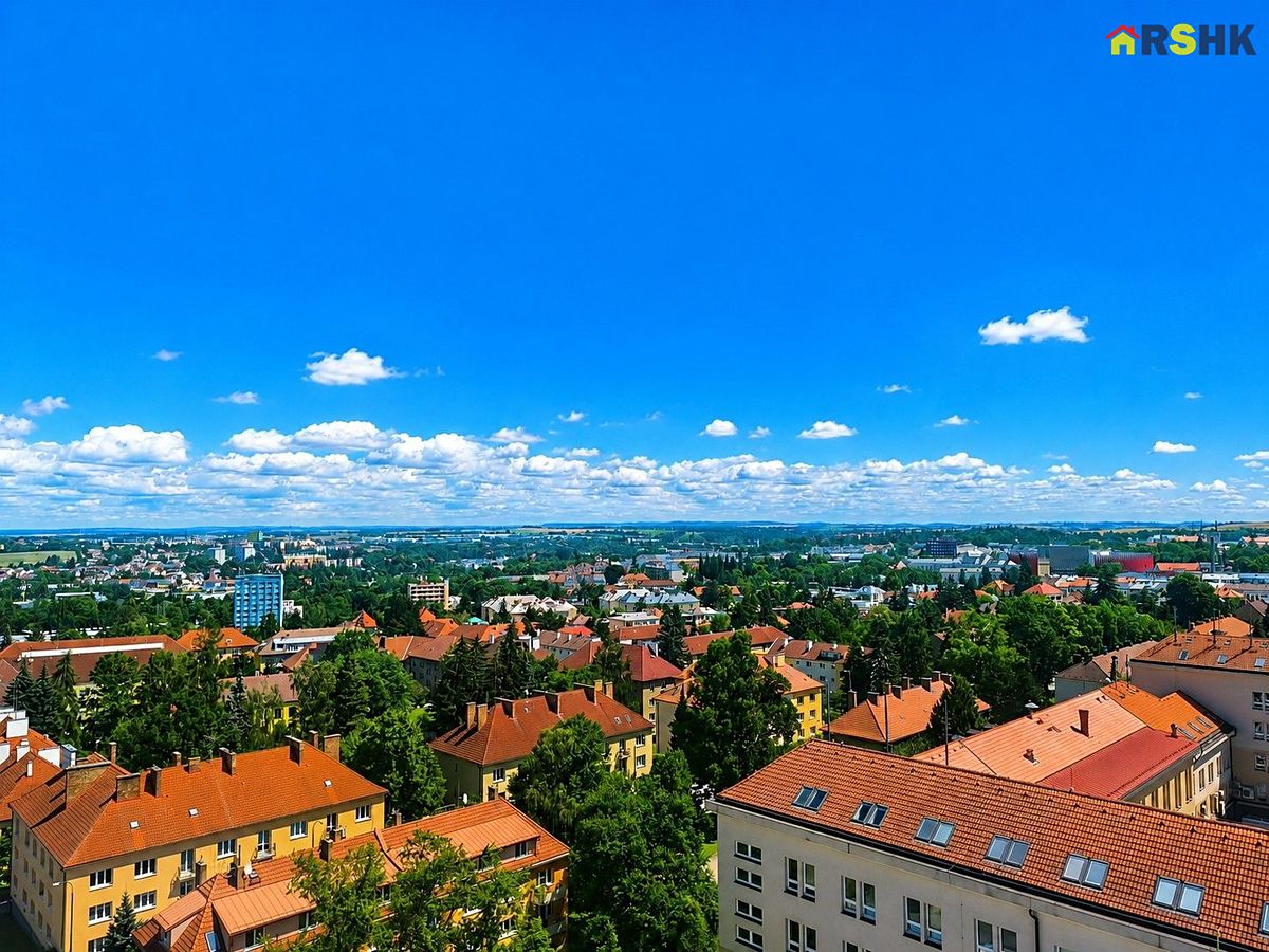 Pronájem bytu 2+kk 51 m² – fotografie 2