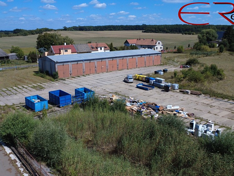 Prodej komerčního prostoru, 1 320 m² (12 z 18)
