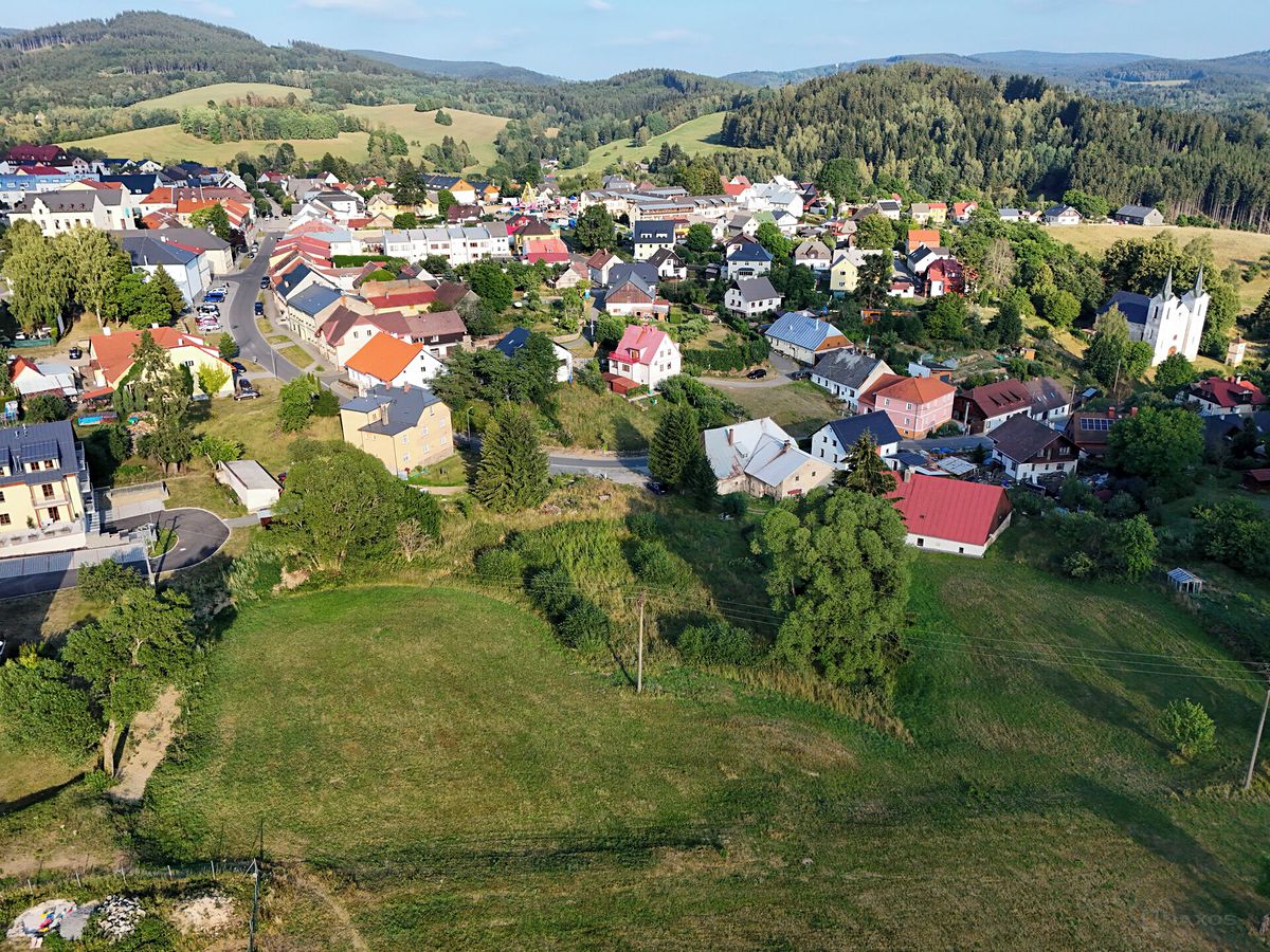 Prodej stavebního pozemku 1662 m² – fotografie 5