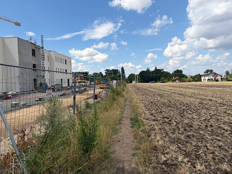 Prodej pozemku, 1 077 m² (9 z 11)