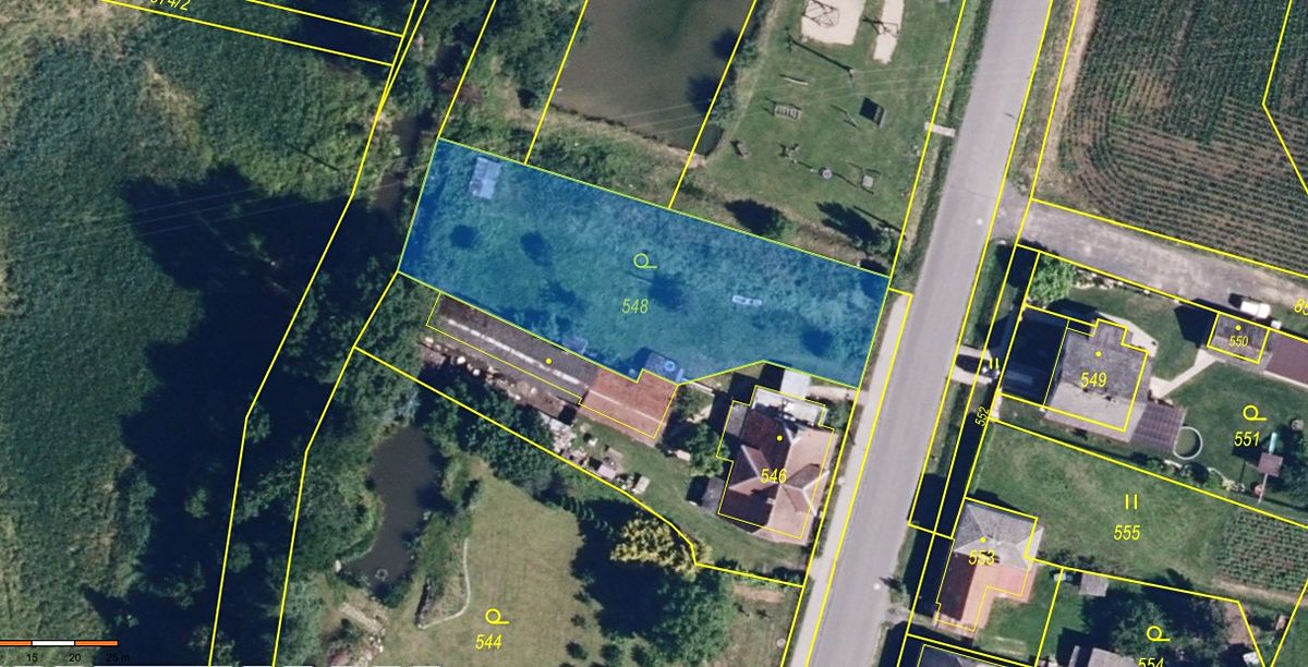 Prodej stavebního pozemku 938 m² – fotografie 2