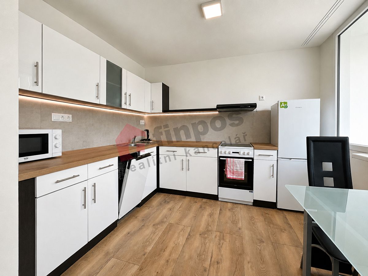 Pronájem bytu 3+kk 67 m²