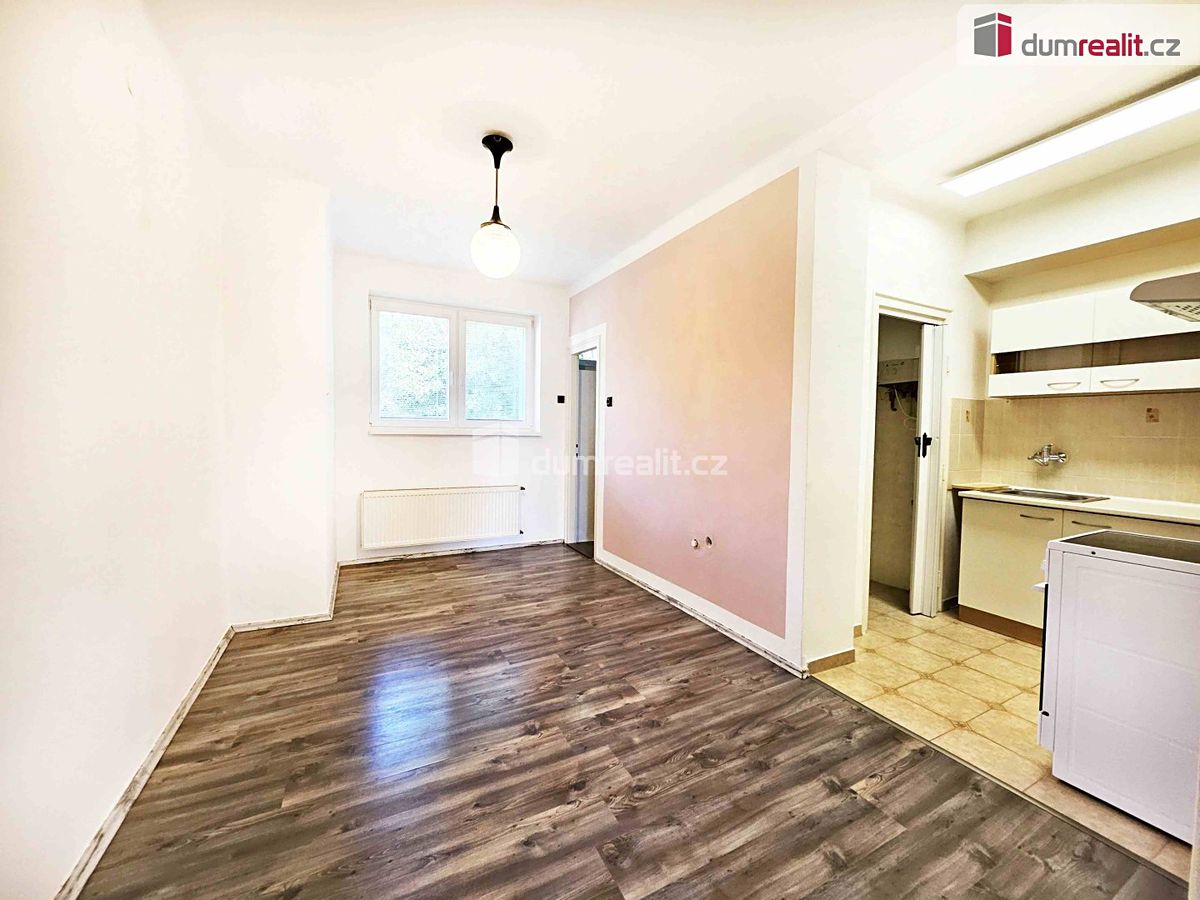 Pronájem bytu 3+kk 73 m² – fotografie 2