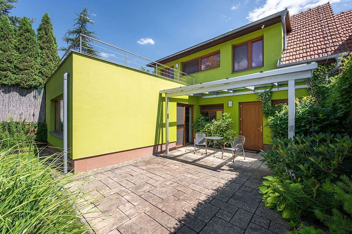 Prodej rodinného domu 200 m², pozemek 447 m² – fotografie 5