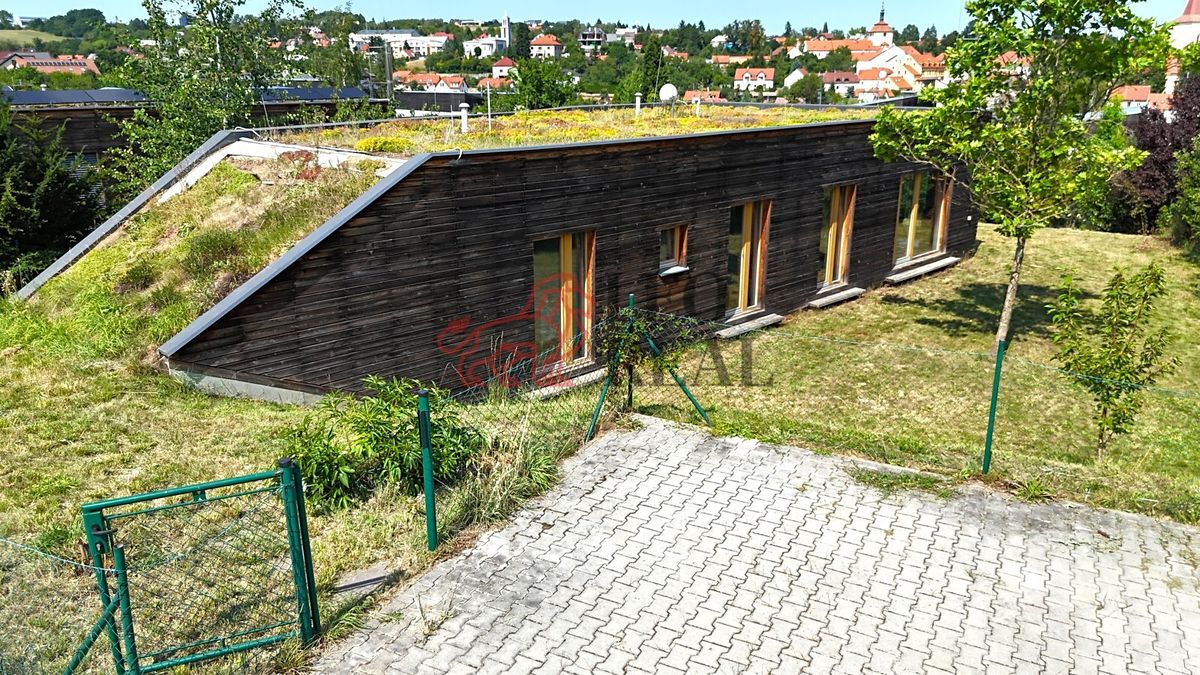 Prodej rodinného domu 107 m², pozemek 804 m² – fotografie 2