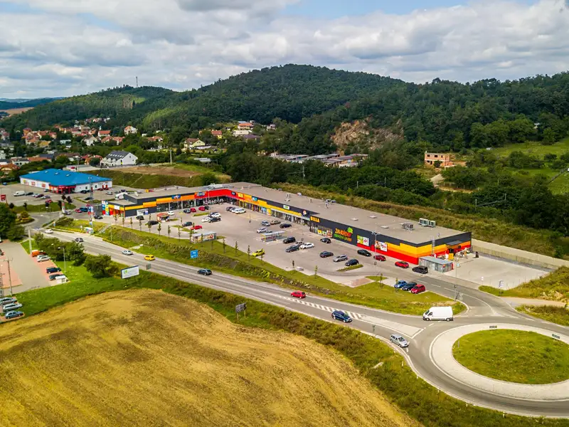 Pronájem obchodního prostoru 6 m², Kuřim – náhled fotky 1