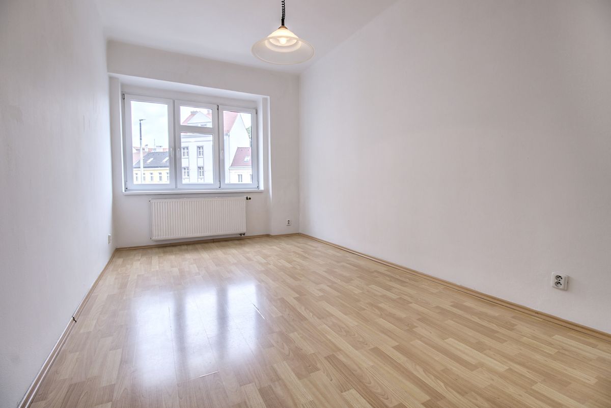 Pronájem bytu 3+1 80 m² – fotografie 2