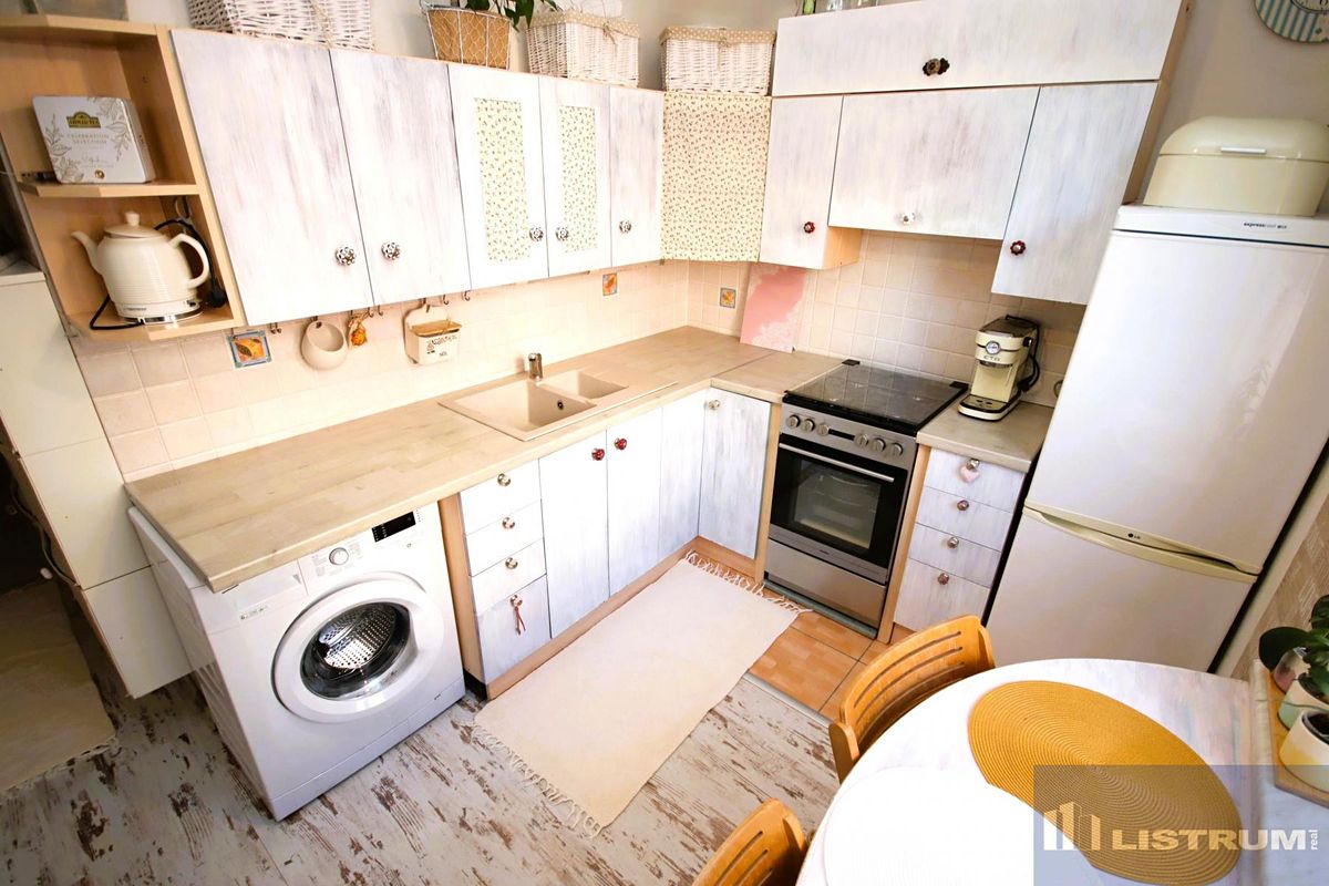 Prodej bytu 3+1 66 m²