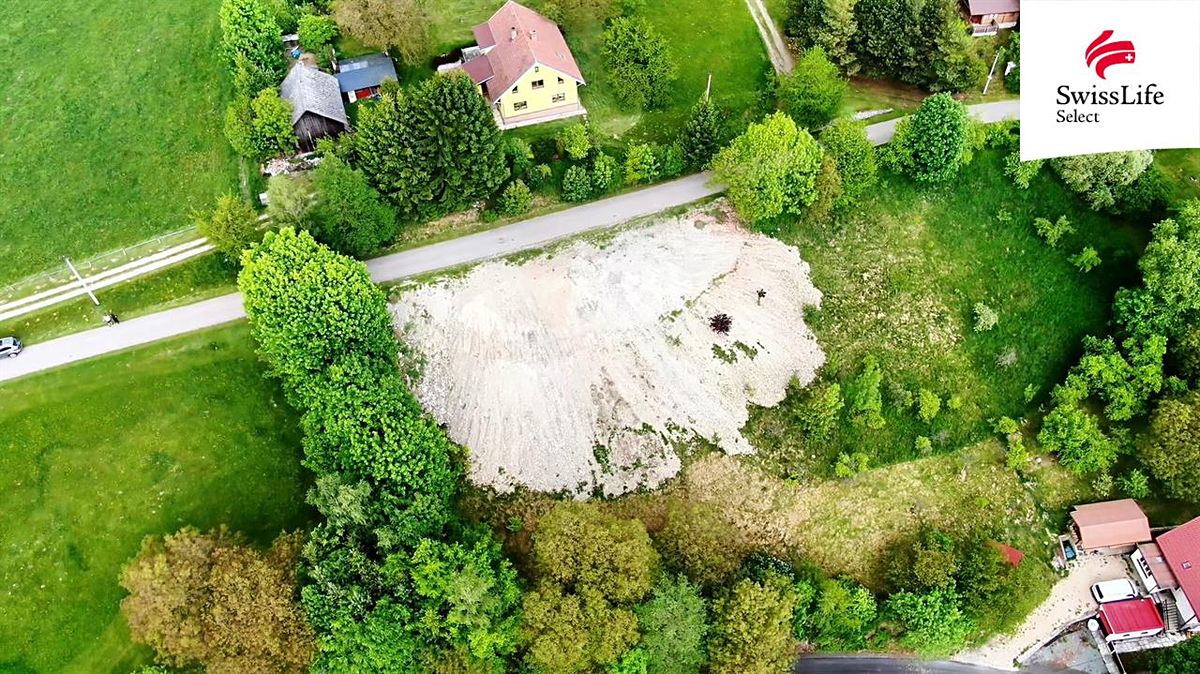Prodej stavebního pozemku 2577 m²