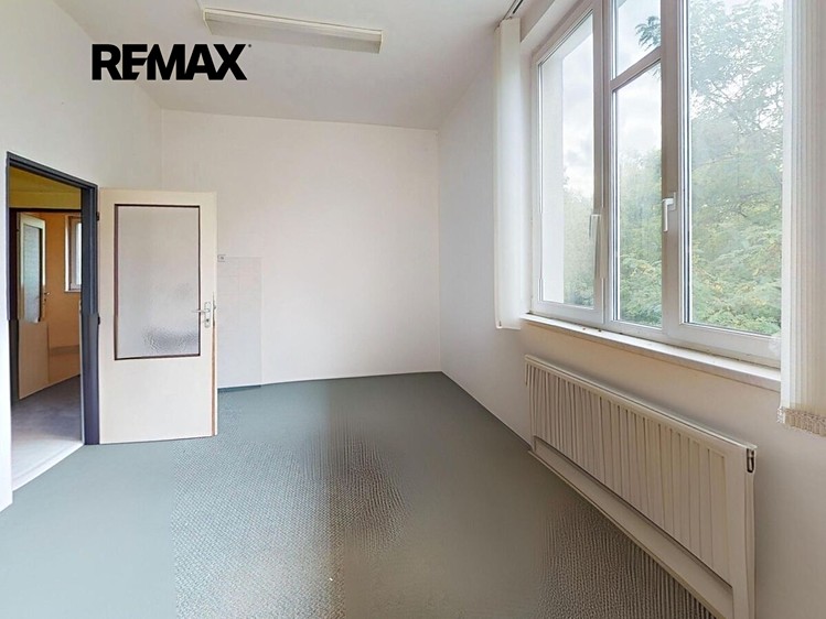 Комерційне приміщення в оренду, 186 м² (17 з 26)
