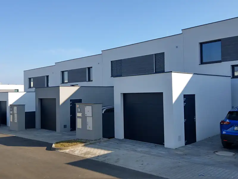 Prodej stavebního pozemku 2900 m², Praha – náhled fotky 2