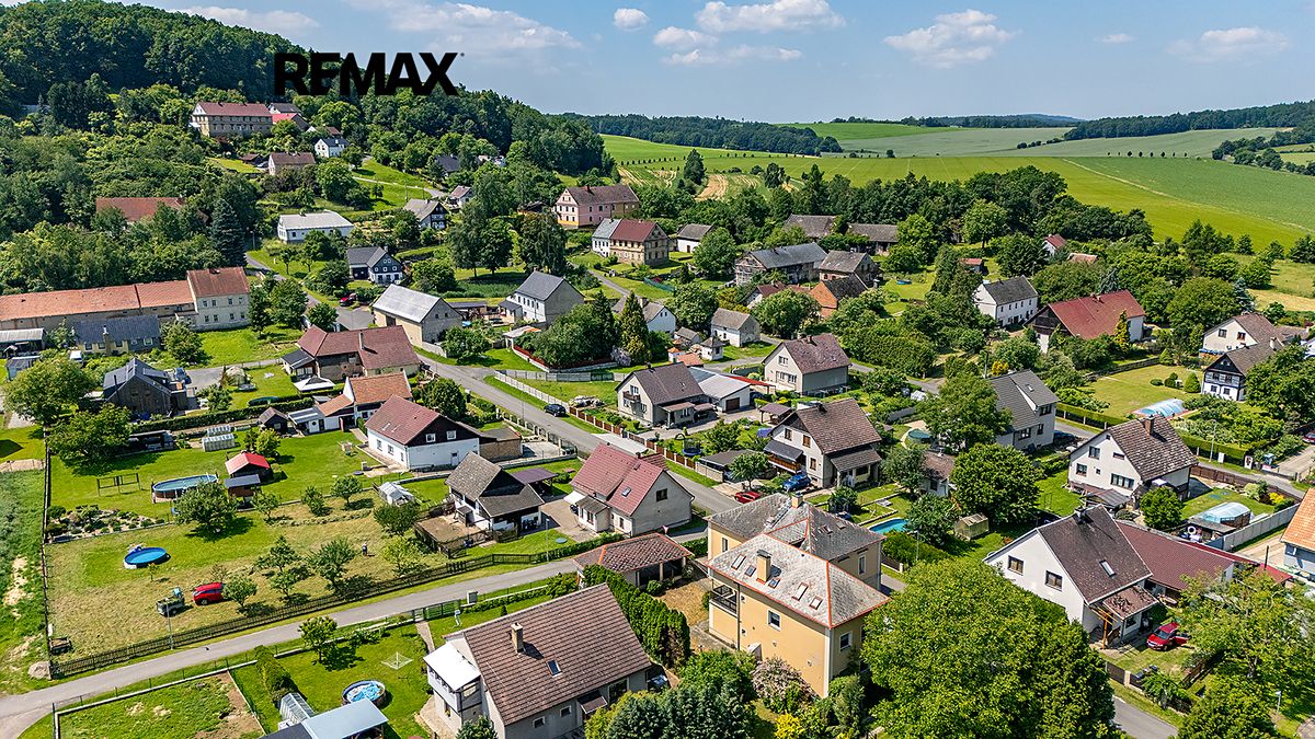 Prodej vícegeneračního domu 611 m², pozemek 679 m² – fotografie 4