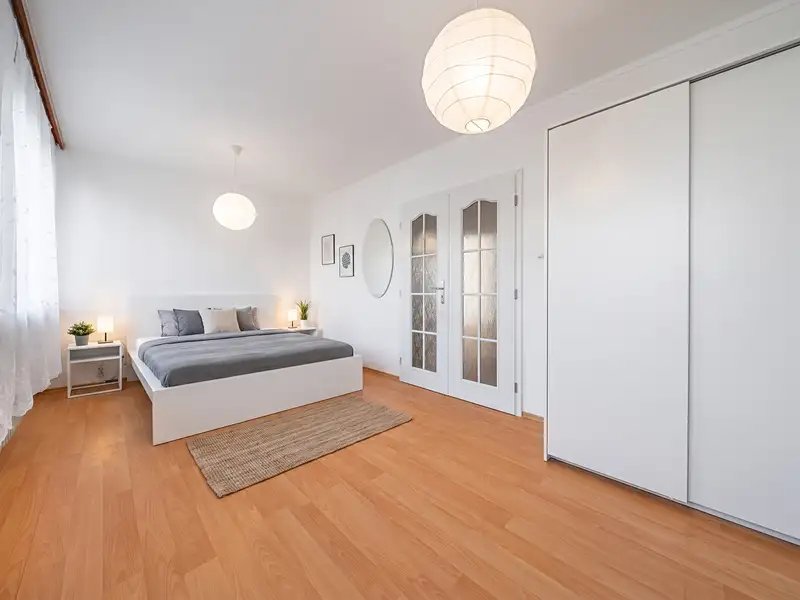 Prodej bytu 2+1 60 m², Praha – náhled fotky 2