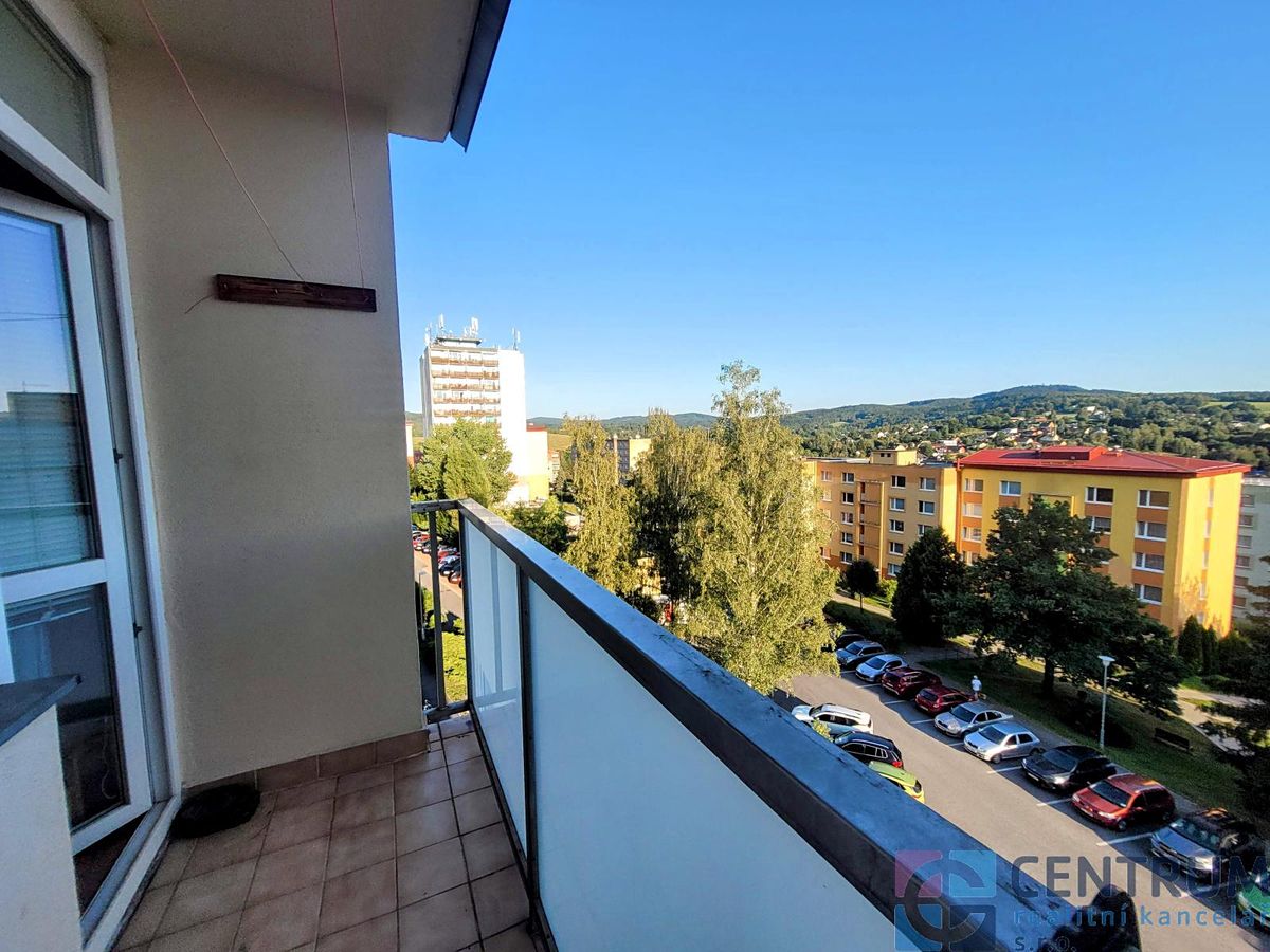 Pronájem bytu 3+1 78 m² – fotografie 3