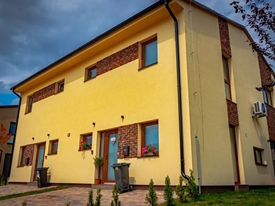 Pronájem  rodinného domu 127 m², pozemek 348 m²