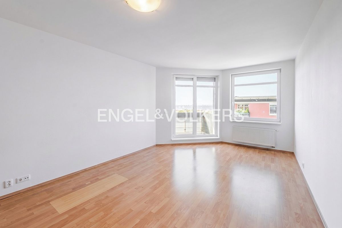 Pronájem bytu 2+kk 69 m²