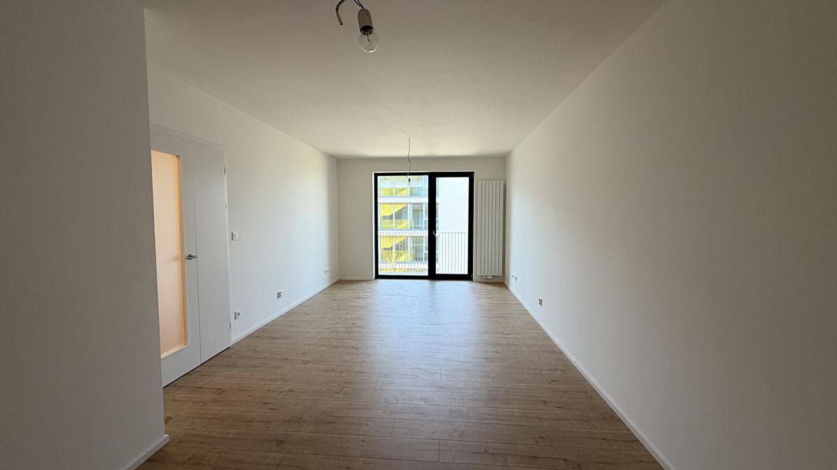 Pronájem bytu 2+kk 57 m² – fotografie 3
