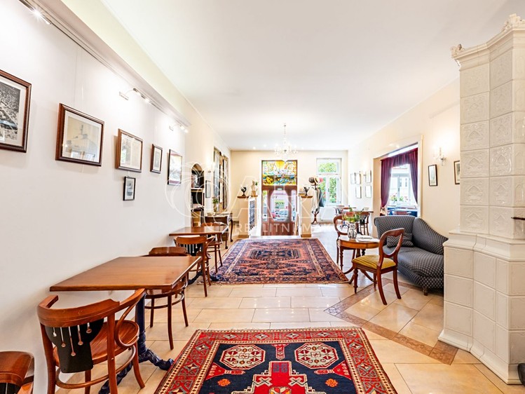 Prodej domu, 377 m² (3 z 29)