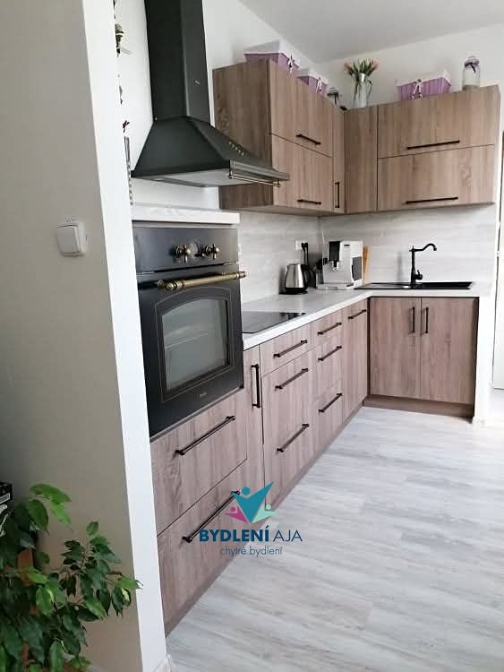 Pronájem bytu 2+1 55 m² – fotografie 2