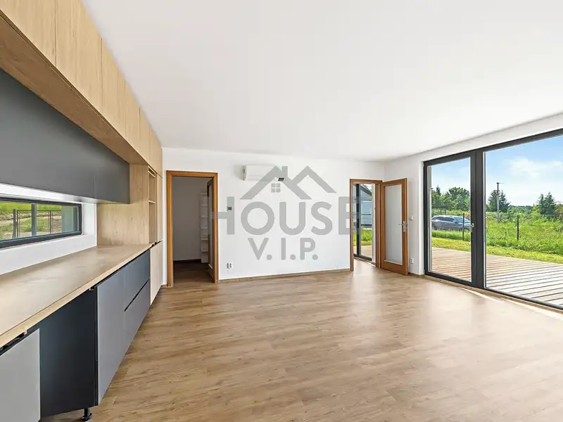 Prodej rodinného domu 82 m², pozemek 806 m², Chrást – náhled fotky 3