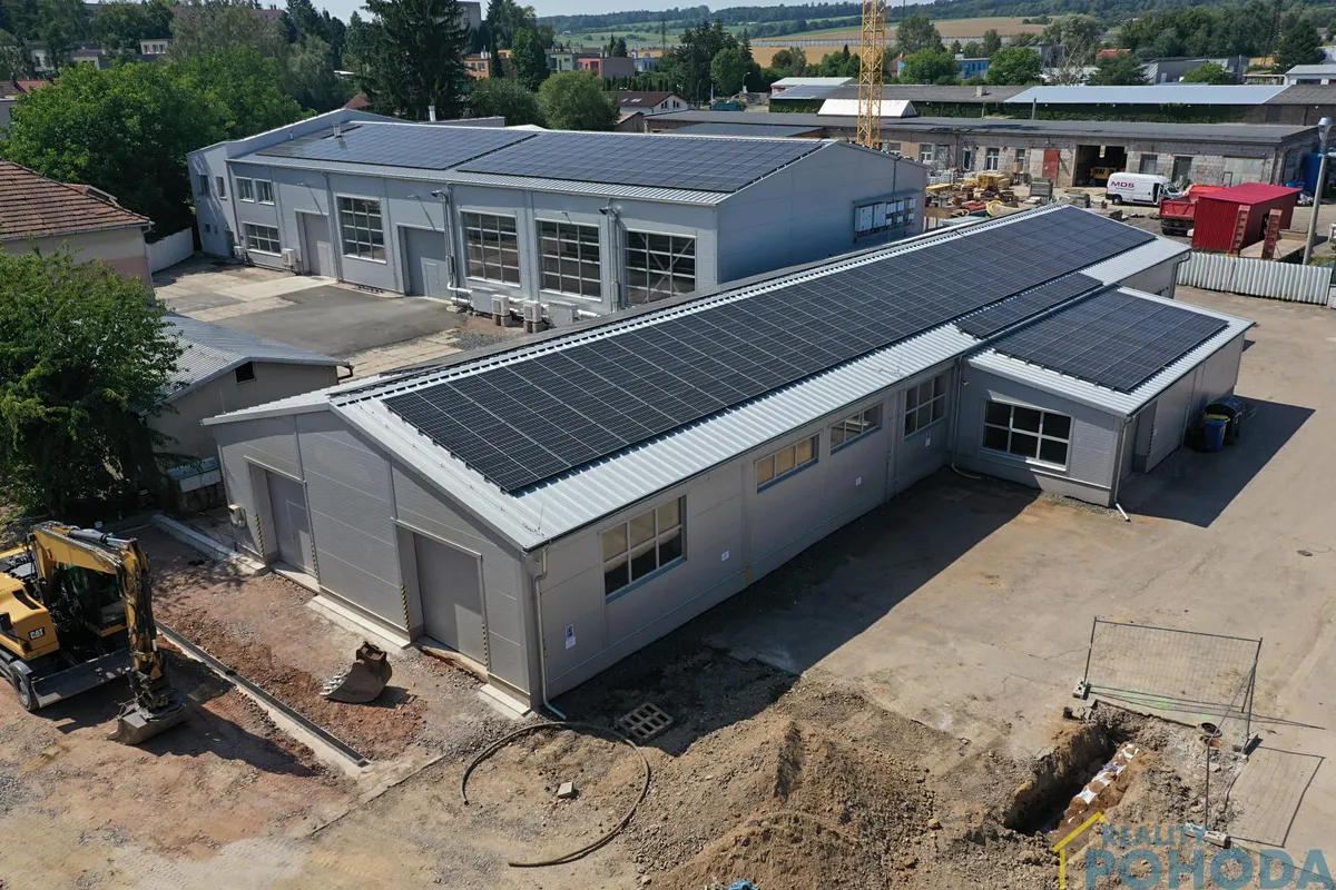 Pronájem výrobní haly, prostoru 557 m²