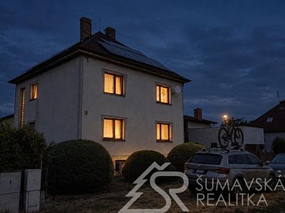 Pronájem rodinného domu 200 m², pozemek 761 m²