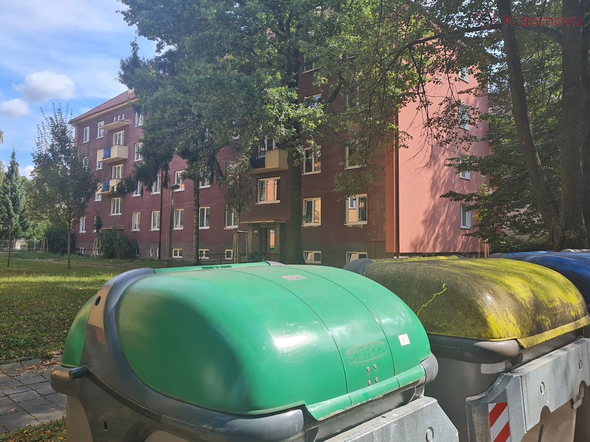 Pronájem bytu 1+1 37 m²