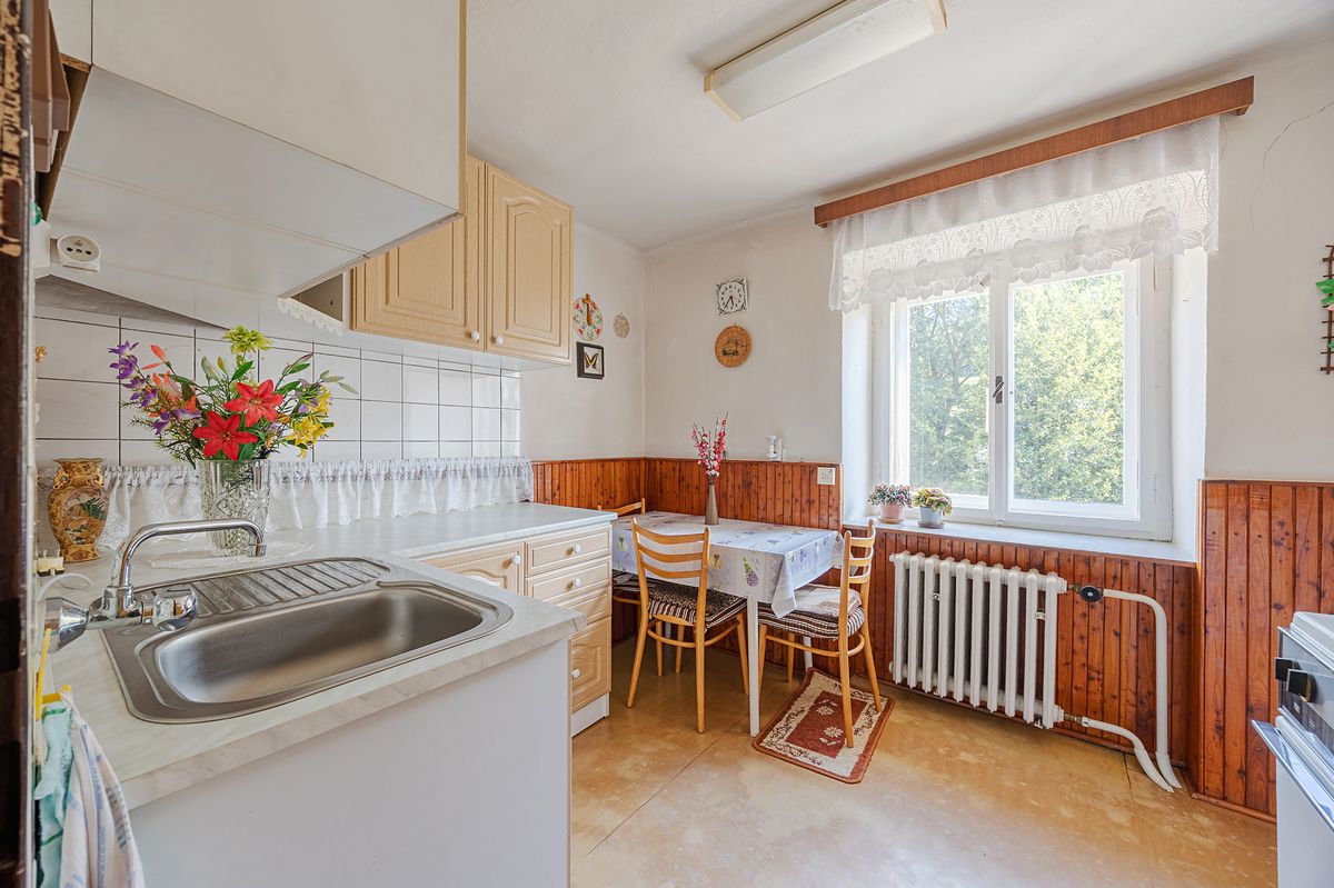 Prodej rodinného domu 240 m², pozemek 407 m²