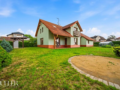 Haus zum Kauf, 267 m² (2 von 34)