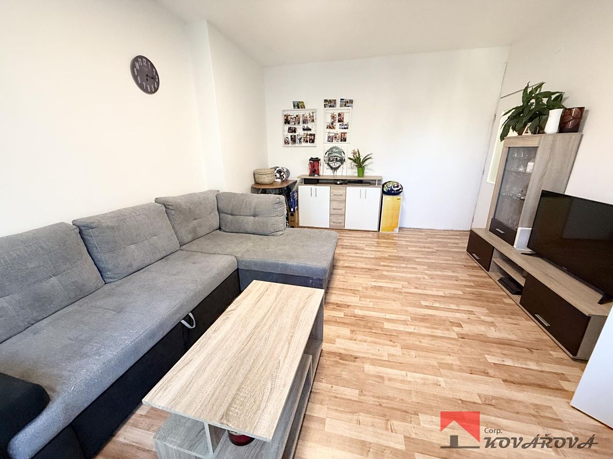 Pronájem bytu 2+1 56 m² – fotografie 5