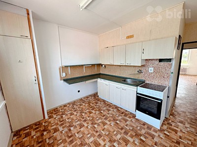 Квартира 4+1 в оренду, 72 м² (3 з 12)