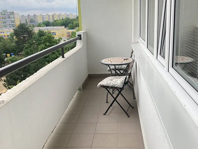 Prodej bytu 3+kk 80 m², Praha – náhled fotky 2