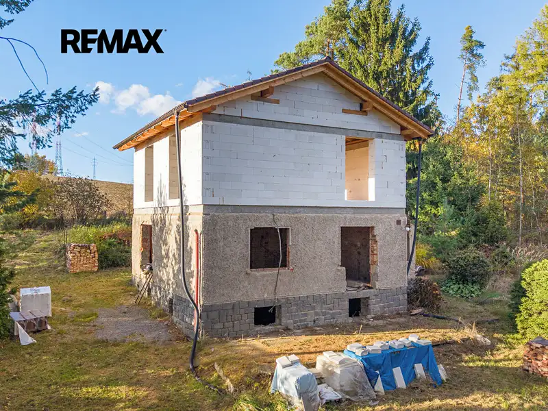 Prodej rodinného domu 210 m², pozemek 2055 m², Čtyřkoly – náhled fotky 1