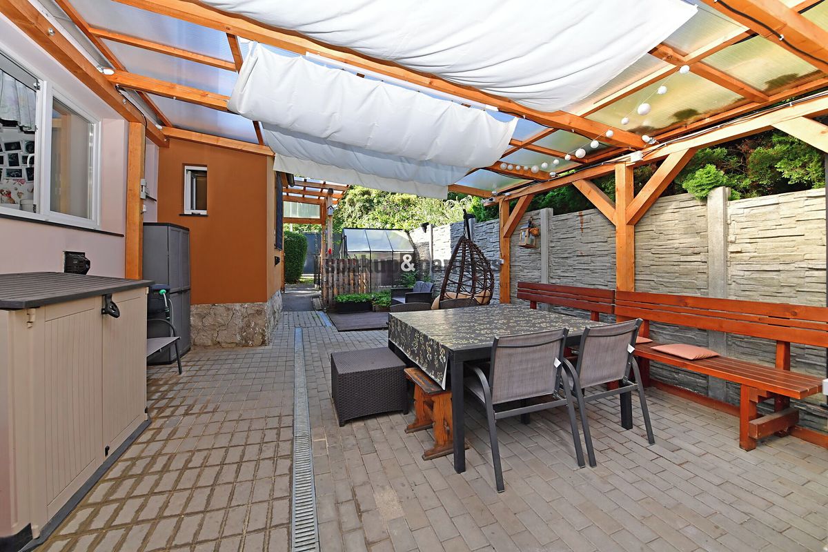 Prodej rodinného domu 160 m², pozemek 353 m² – fotografie 3