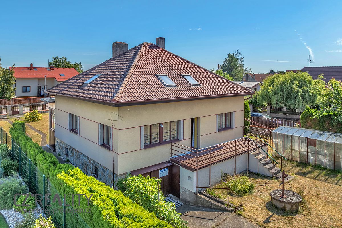 Prodej rodinného domu 164 m², pozemek 1038 m²