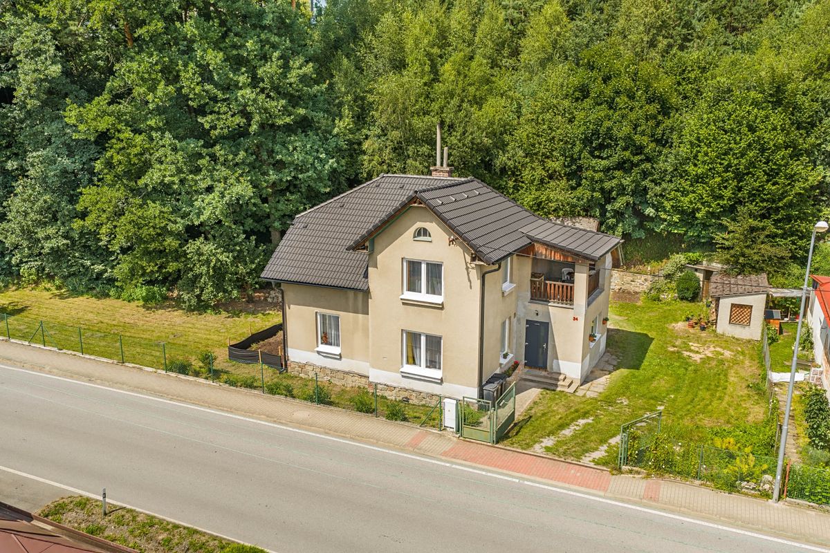 Prodej rodinného domu 173 m², pozemek 1340 m²