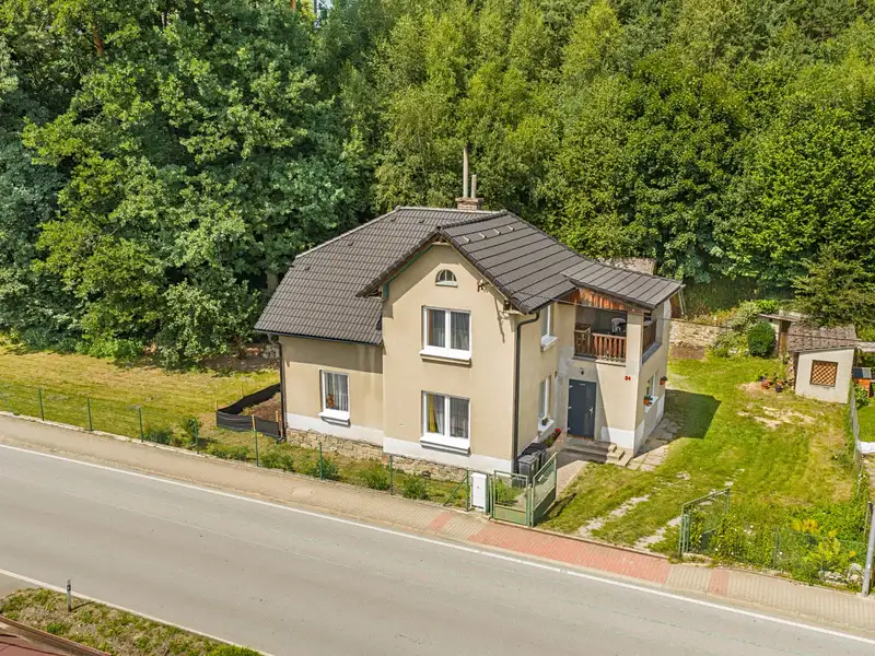 Prodej rodinného domu 173 m², pozemek 1340 m², Horní Bradlo – náhled fotky 1
