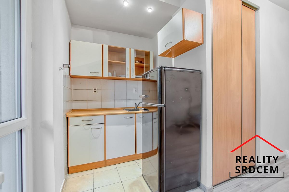 Pronájem bytu 1+kk 23 m² – fotografie 2