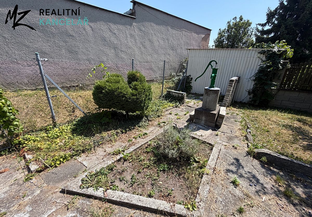 Prodej rodinného domu 191 m², pozemek 395 m² – fotografie 5