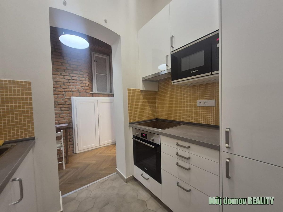 Pronájem bytu 1+1 31 m² – fotografie 5